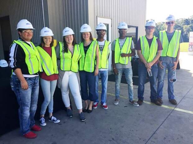 Можно наслаждаться отдыхом и одновременно зарабатывать деньги Фото cdn2creativecirclemediacom