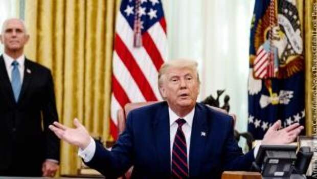 Трамп не намерен обсуждать отравление Навального