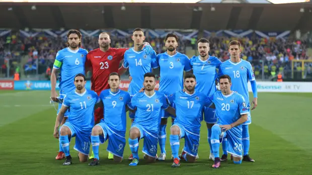 Бармен в составе, одна победа и последнее место в рейтинге ФИФА: что нужно знать о сопернике России из Сан-Марино