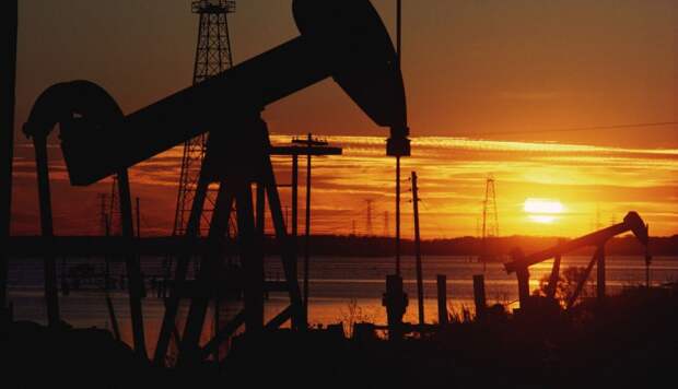 OilPrice: пять факторов, которые повлияют на стоимость нефти в 2015 году