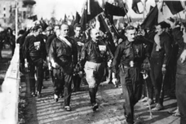 Итальянские фашисты начали марш на Рим