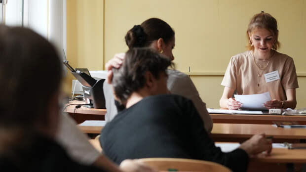 Экзамен будет принимать робот? Сможет ли ИИ заменить учителя