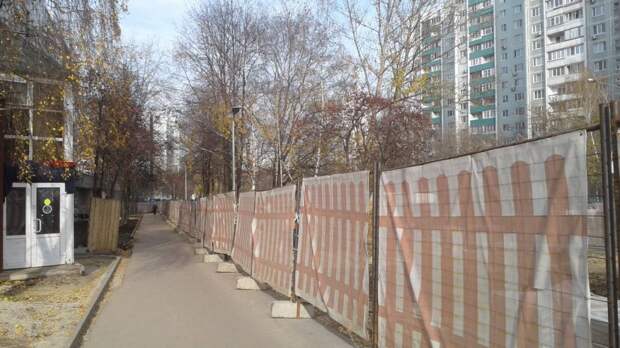 Парк Сергея Коненкова в СВАО украсят скульптурами до конца октября Фото: Анна Белова