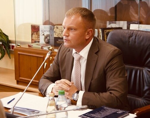 Депутат Иван Сухарев