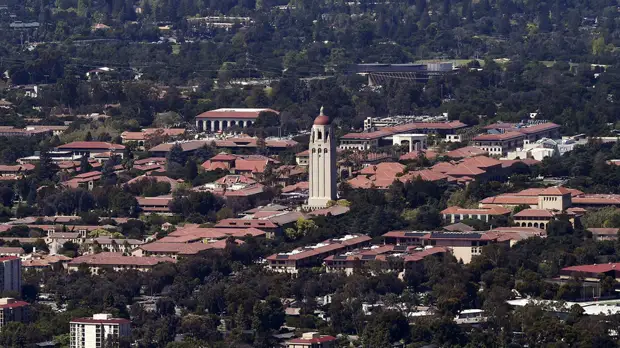 США профинансируют продвижение американского образования среди молодёжи Индии