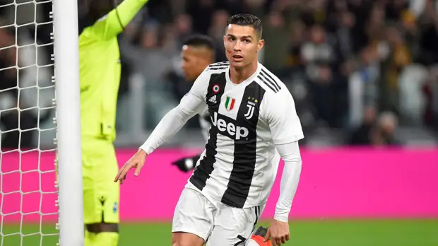 Гол Роналду помог «Ювентусу» победить СПАЛ в матче Серии А