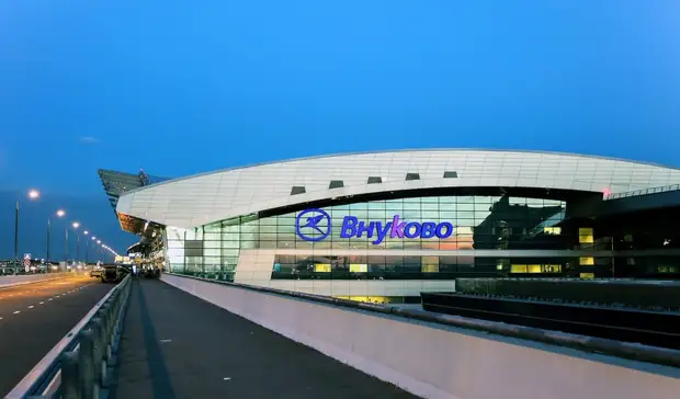 Аэропорт Внуково ввел режим простоя для сотрудников