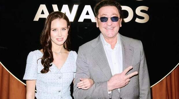 Продюсер Дворцов рассказал, почему Лепс расстался с 19-летней невестой