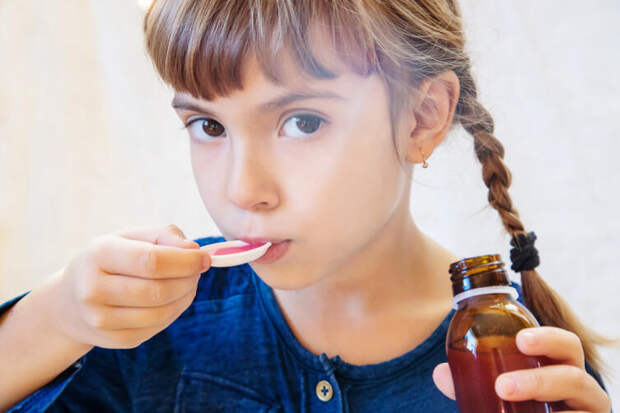 Можно ли давать ребёнку обезболивающие таблетки?