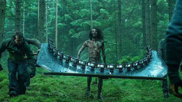 Кадр из фильма «28 лет спустя»