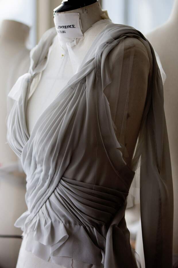 История создания трёх платьев DIOR
