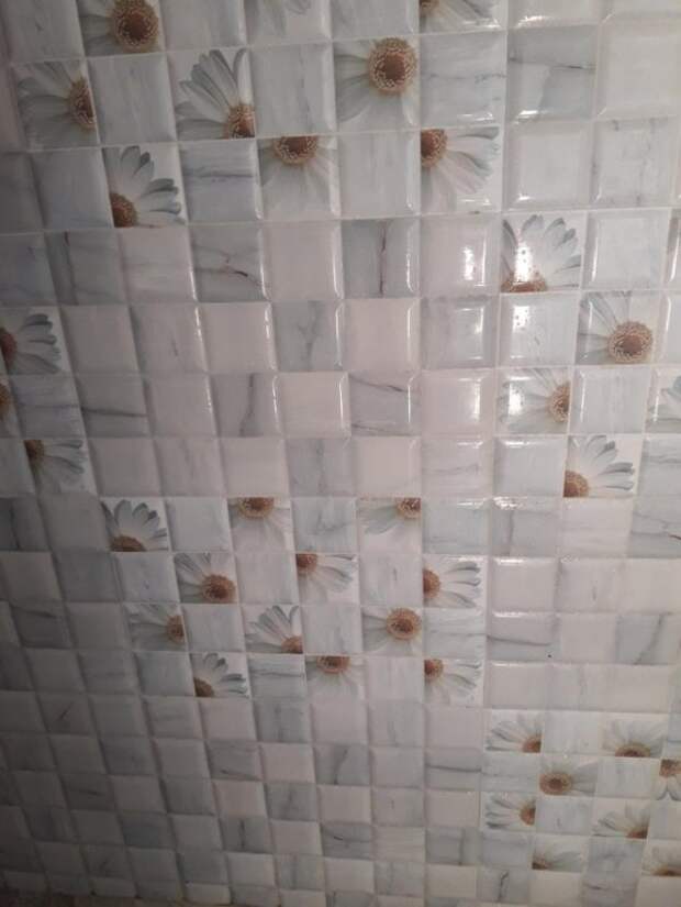 Плиточник явно не любит пазлы
