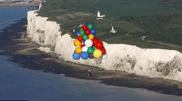 Через Ла-Манш на воздушных шариках, и другие удивительные путешествия (12 фото) Через Ла-Манш на воздушных шариках, и другие удивительные путешествия (12 фото)