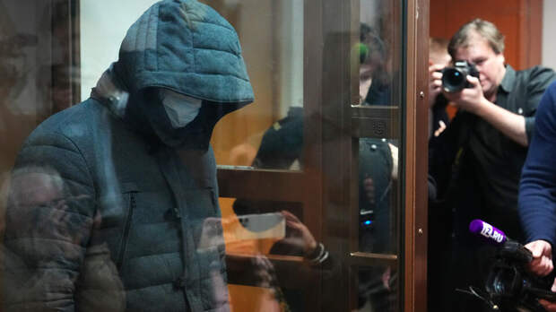 Суд продлил арест фигурантам дела о покушении на генерала Алексеева