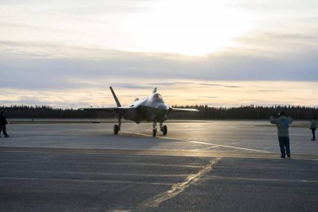 Глубокая модернизация. F-35 приблизят к F-22 Raptor