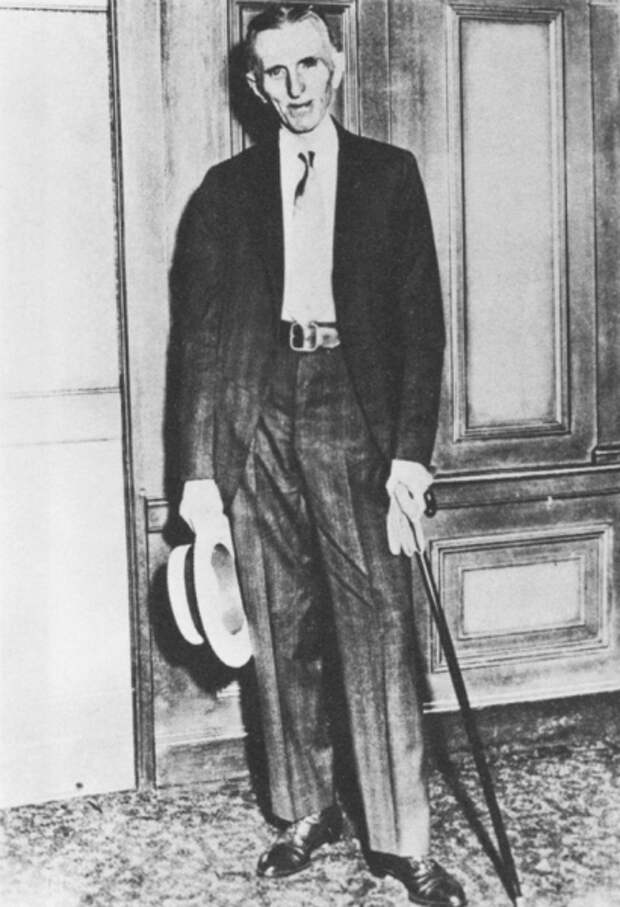 Фото Теслы - INFOnotes