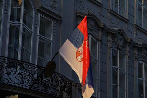 ЕС приостановил выплаты Сербии из-за отката в судебной системе