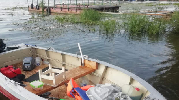 Четырех человек спасли из перевернувшейся лодки на Кривуше в Самарской области