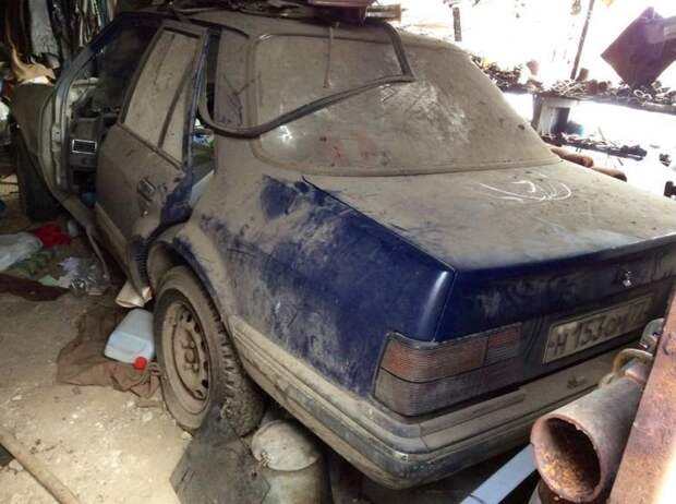 Автомобили, которые нашли во время сноса московских гаражей barn find, авто, автомир, автомобили, гараж, находка, олдтаймер, ретро авто