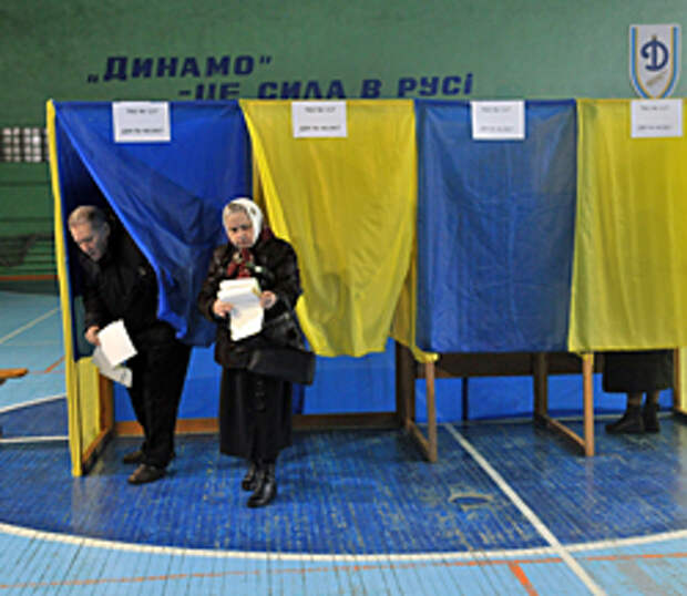 Партия регионов побеждает на выборах на Украине