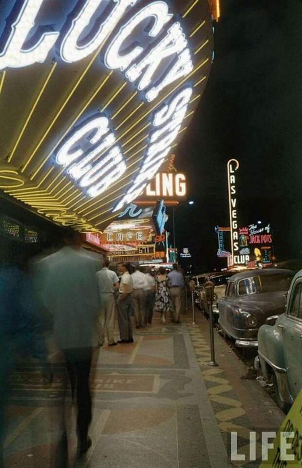 Лас-Вегас в 1955 году (13 фото)