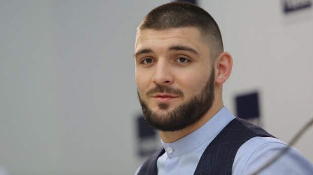 Первую перчатку России в среднем весе наказали за допинг