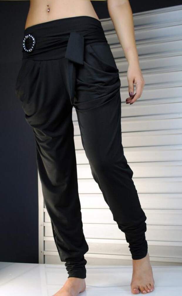 Женские брюки с широкими карманами