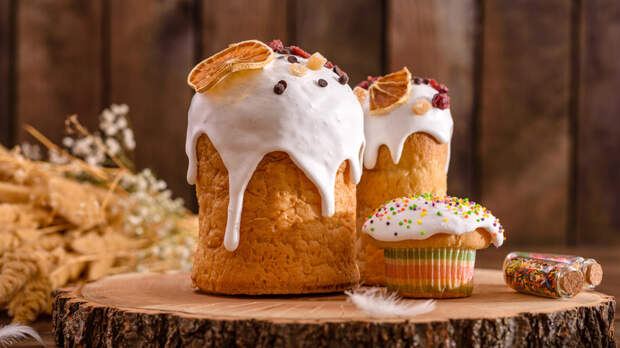 Ветеринар Фроленко: кулич и творожная пасха опасны для питомцев