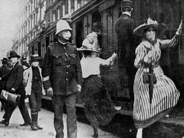 Так перемещались люди в поездах во времена испанского гриппа, 1918-1920 гг.