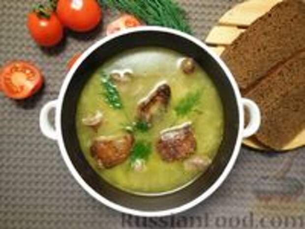 Фото к рецепту: Рассольник с потрохами и перловкой