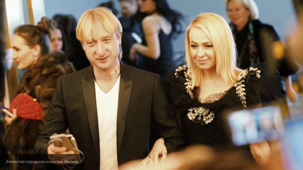 Новый ролик от Рудковской и Плющенко "взорвал" Сеть