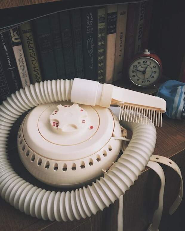 Да, это – продвинутый по тем временам фен. Да, это – продвинутый по тем временам фен.