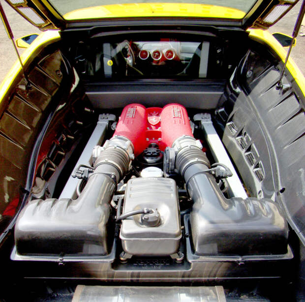 Двигатель Ferrari F430