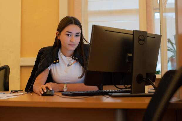 «СуперДжоб» поможет в трудоустройстве студентам университета транспорта на Образцова