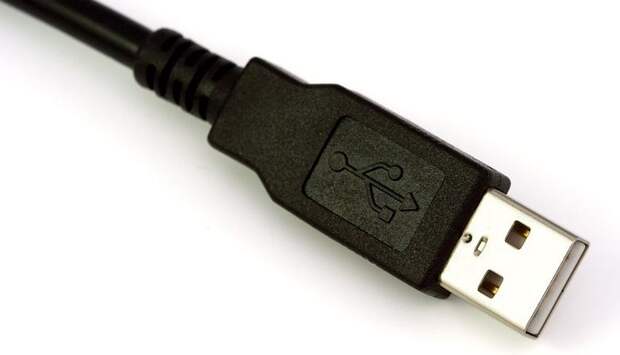 Как всегда вставлять USB с первого раза? Невероятный лайфхак