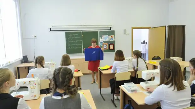 В Удмуртии рассказали о работе по обеспечению безопасности в школах