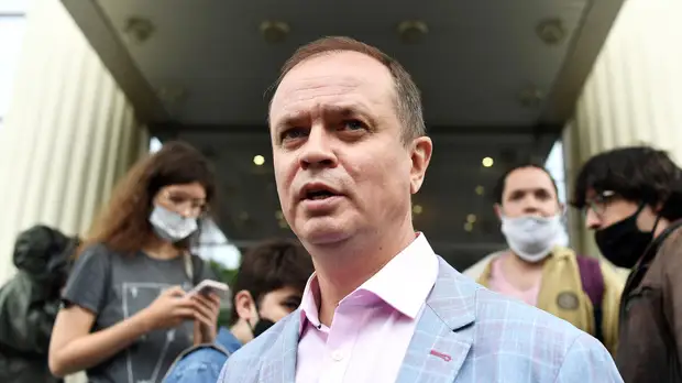 МВД России объявило в розыск представляющего интересы Ивана Сафронова адвоката