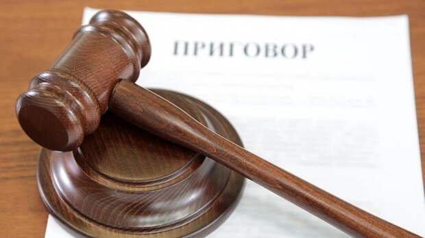 Суд арестовал двух генералов МВД по делу о злоупотреблении полномочиями