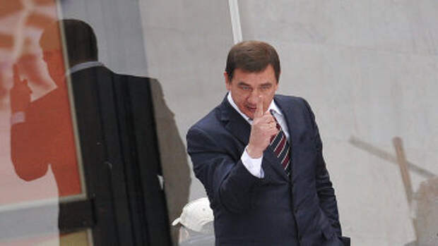 Брагин изменил состав хоккейной "молодежки" перед сбором в Канаде Брагин изменил состав хоккейной "молодежки" перед сбором в Канаде