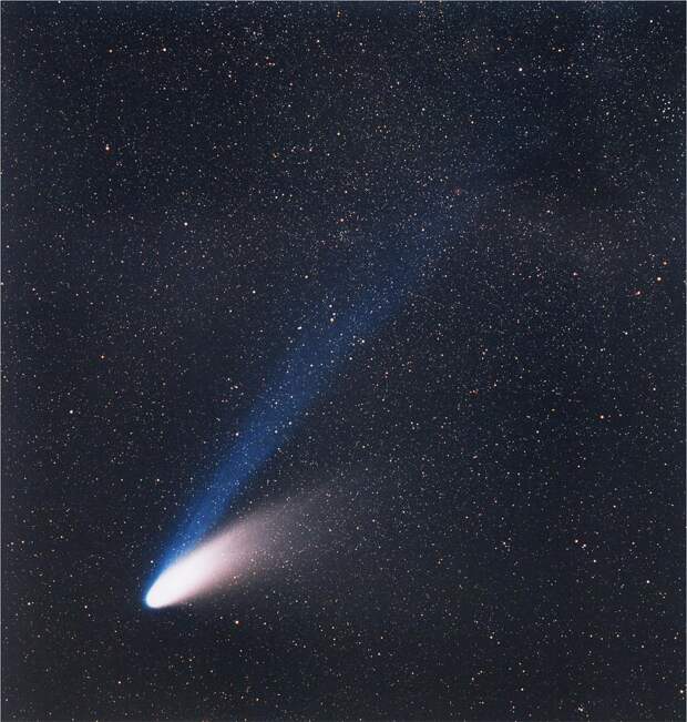 https://360tv.ru/media/uploads/article_images/2018/11/18524_Comet_C-1995_O1_Hale-Bopp_on_March_14_1997.jpg