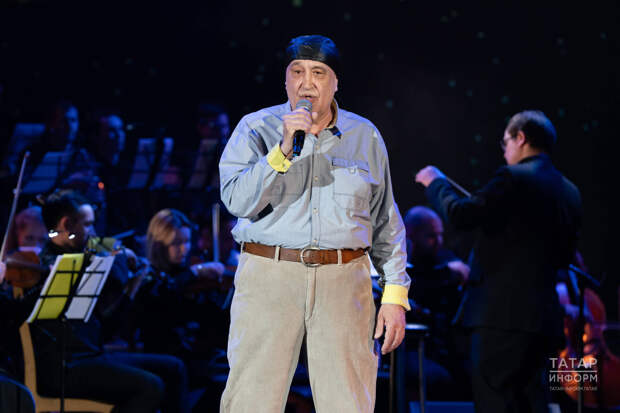 Зөлфәт Хәким: «Әбиемне үз яныма алып китә алмавым гомерлек үкенечем булды»