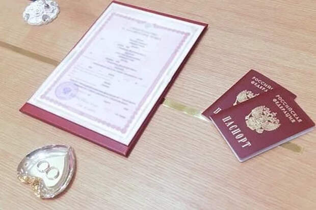 В Госдуме сообщили о просьбах вернуть обязательные записи о браке и детях в паспорте