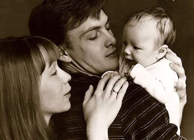 Дарья Мороз с родителями | Фото: 7days.ru