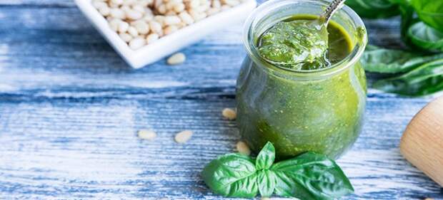 3937411_sous_pesto_dlya_grecheskogo_salata (660x300, 82Kb)