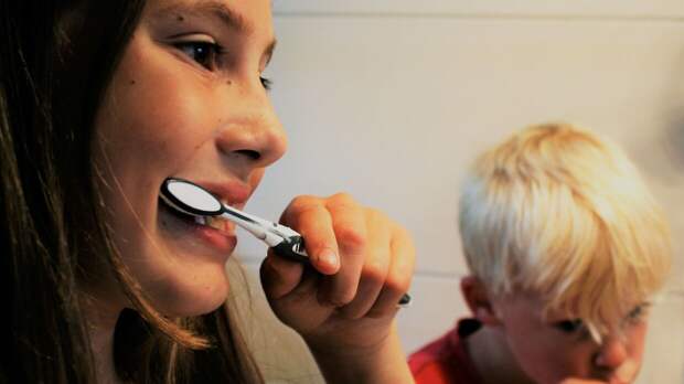 Некачественная чистка зубов – причина появления налета