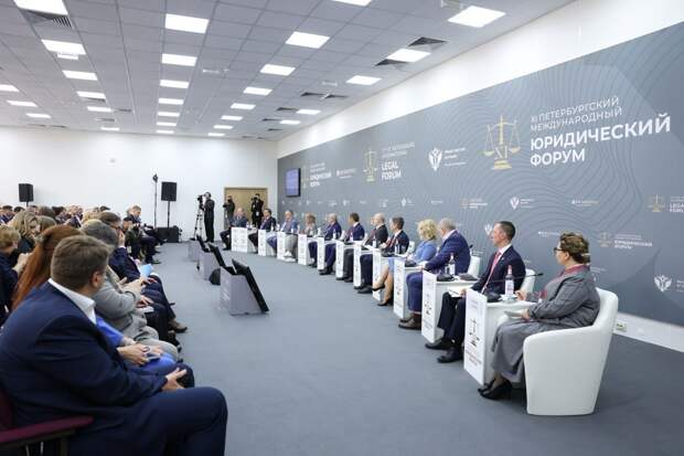 На Юридический форум в Петербурге планирует приехать 60 министров юстиции из зарубежных стран