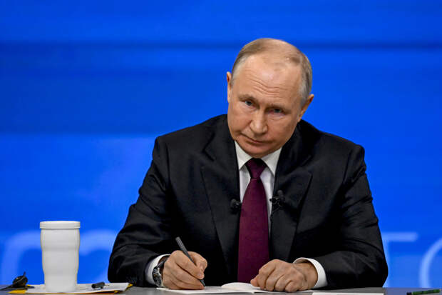 "Боня попала не просто в яблочко": Инсайдеры "узнали" о реакции Путина на обращение блогера