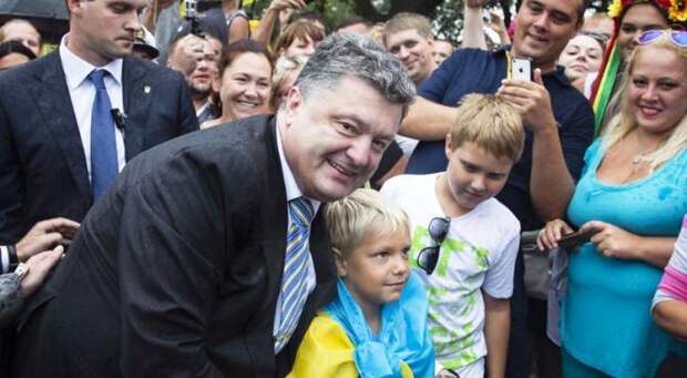 Порошенко: Дети из Львова научат Донбасс любить Украину