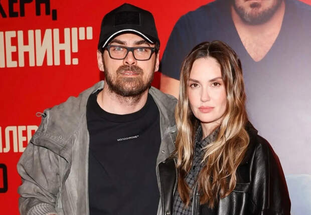 Агата Муцениеце вышла в свет с мужем Петром Дрангой