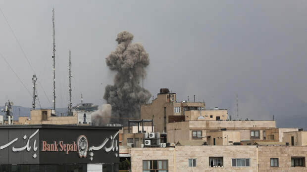 США и Израиль нанесли удар по зданию гостелерадиокомпании Ирана